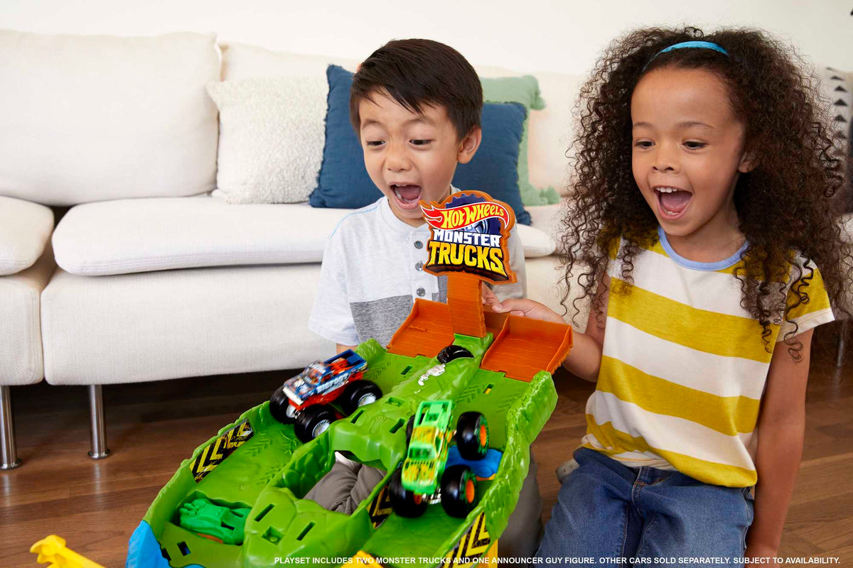 Hot Wheels Monster Trucks Playset With 2 1:64 Scale Toy Trucks